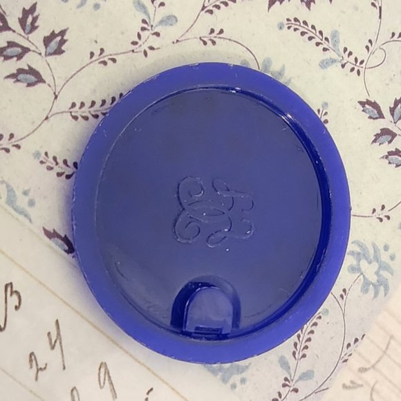 Vintage Guerlain Orchidee Imperiale Cream Container with gold Tone Metal Lid #2 - Picture 4 of 10